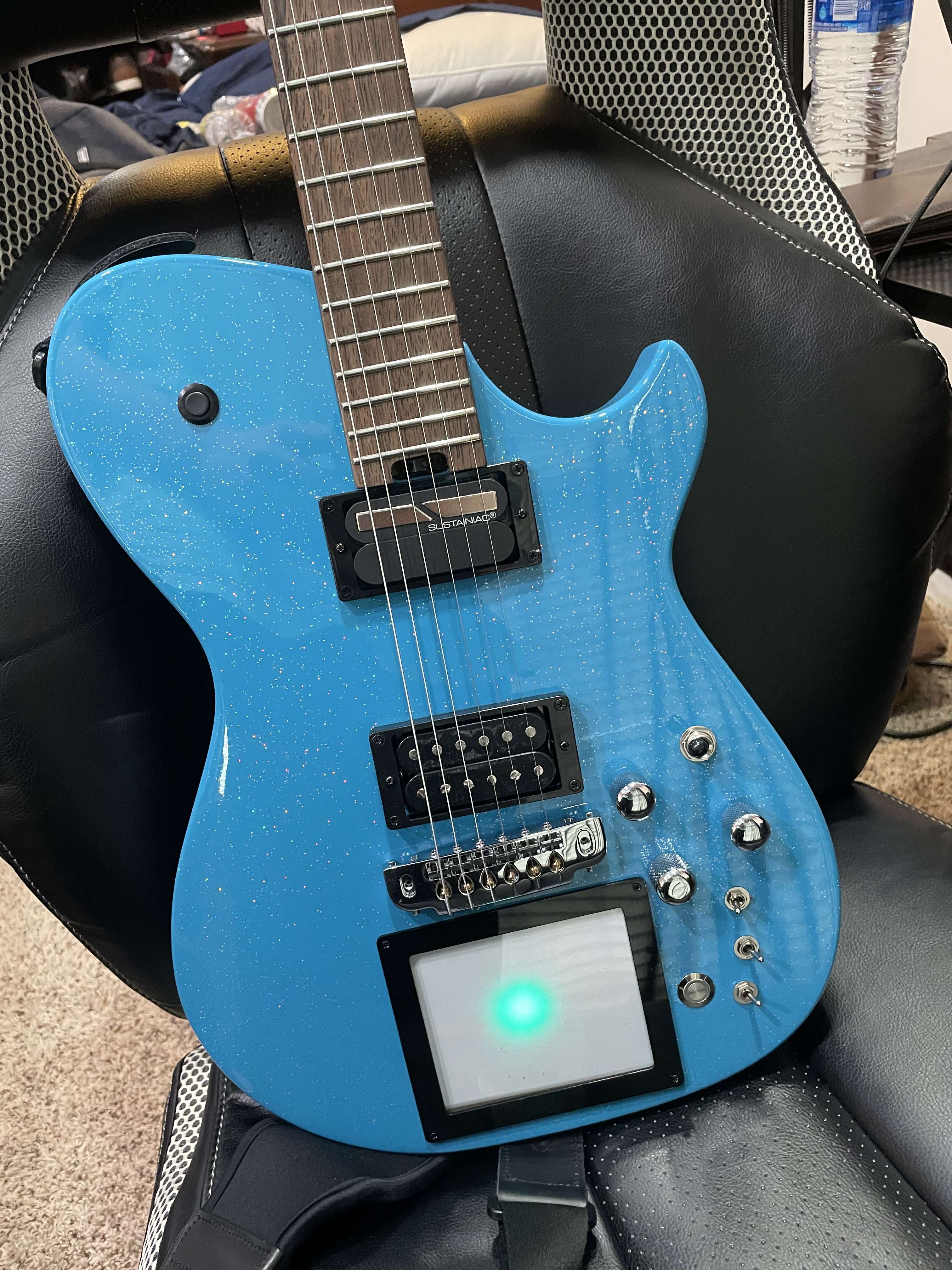 Blue guitar